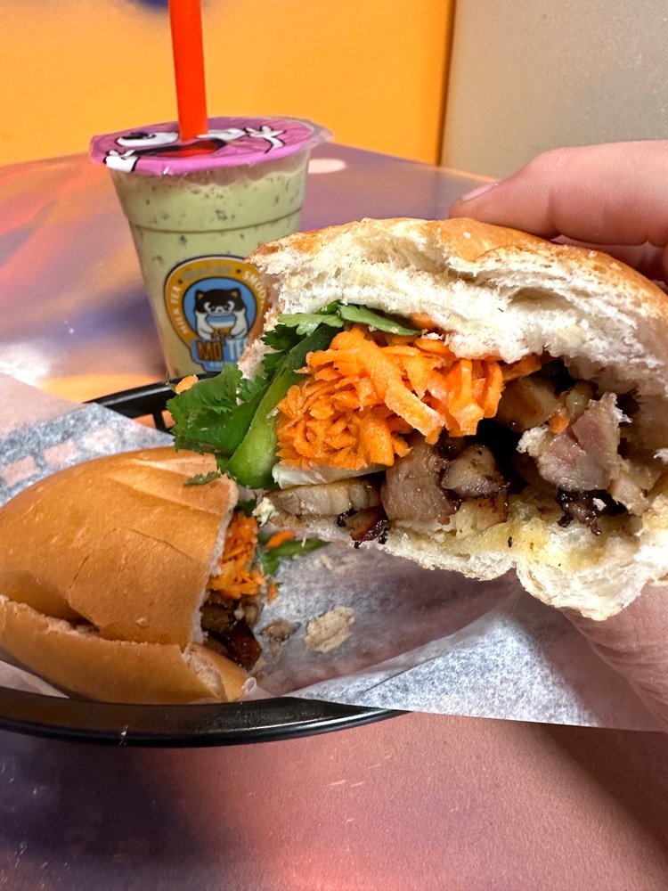 Chicken Banh Mi