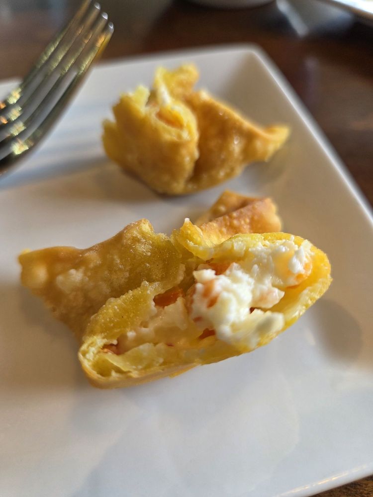 4) Crab Rangoon (4) Cangrejo Rangooon