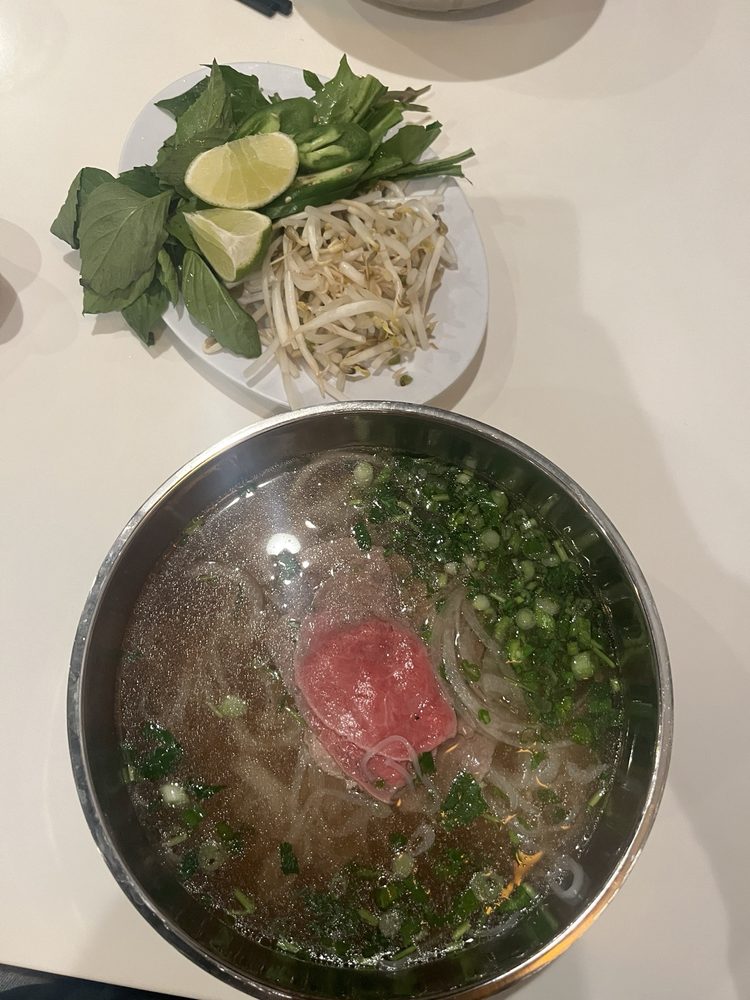Pho Tai