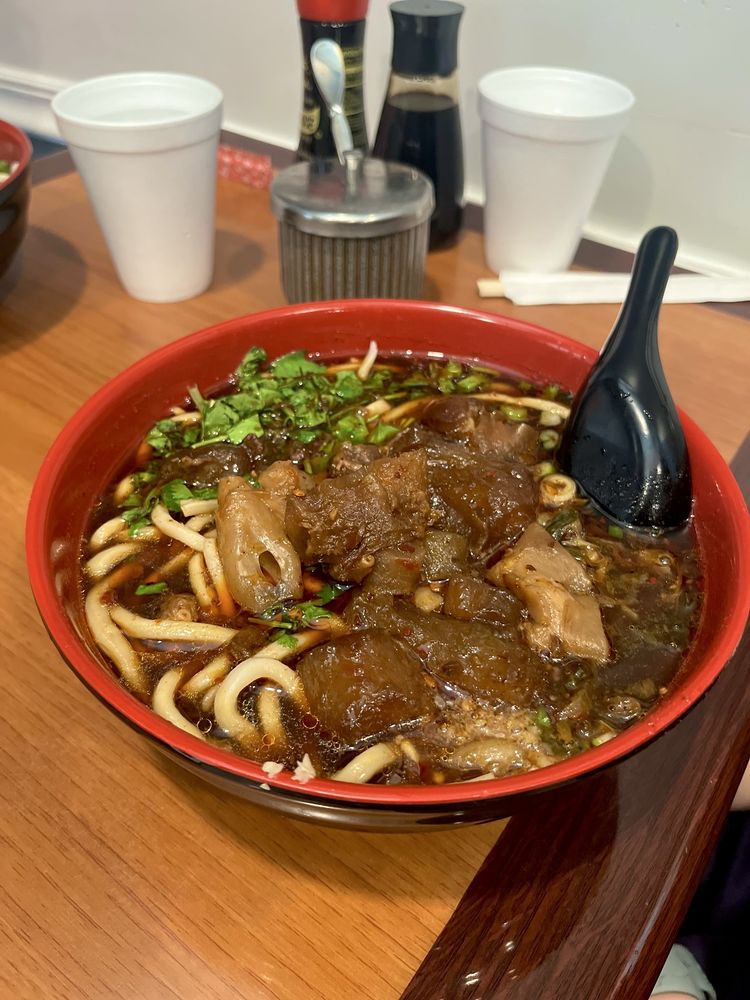 Beef Tendon Noodle Soup