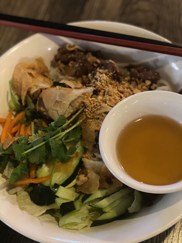 Lemongrass Beef Vermicelli Bowl