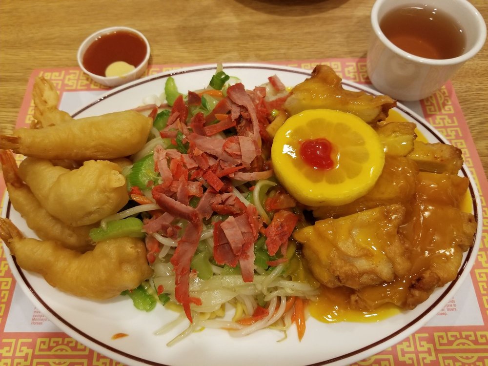Appetizer: Fried Shrimp and BBQ Pork. Entrées: Kung Pao Chicken, Special Chow Yuk, Mandarin Chicken, and Special Fried Rice