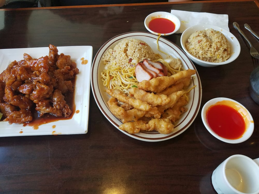 Chef's Special Lo Mein