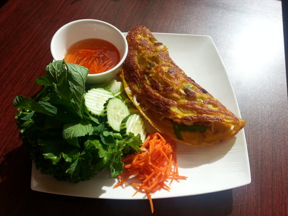 B3 - Special Vietnamese Crispy Crepe / Bánh Xèo