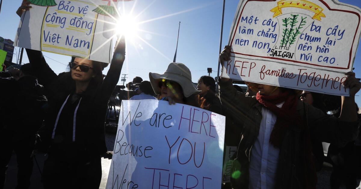 Cộng đồng người Việt tại Mỹ biểu tình đòi công lý và bảo vệ trẻ em trong các vụ việc di trú.