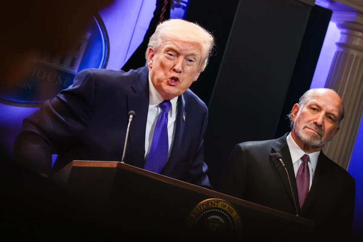 Tổng thống Donald Trump phát biểu về chính sách thuế quan.