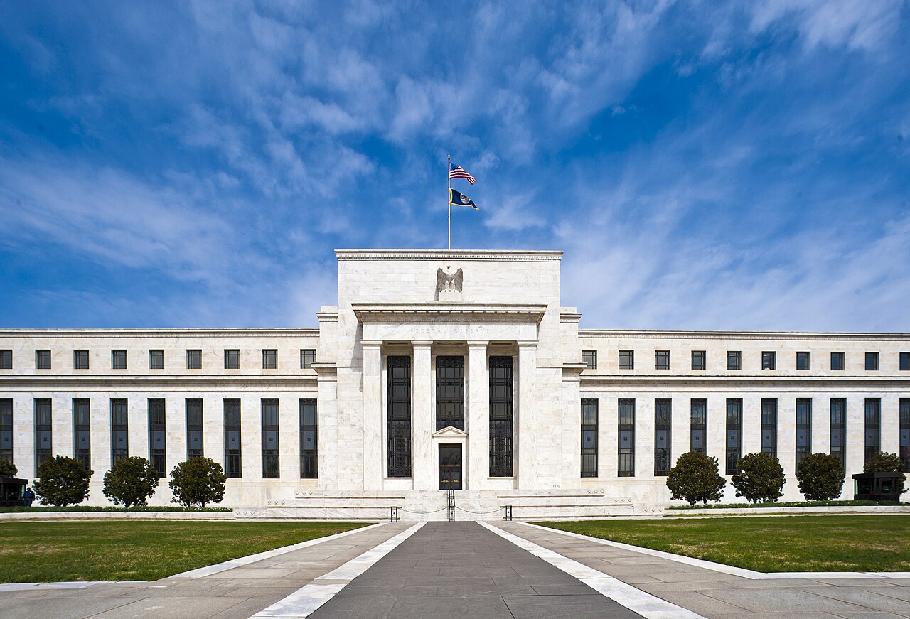 Ec_8_(26088200676).jpg