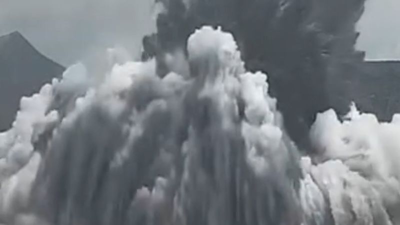 wx-app-taal-volcano-eruption-070126-00-01-16-16-still002-20260701195932872.jpg