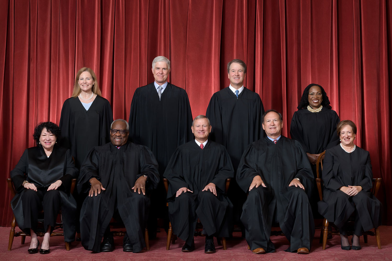 Ảnh chân dung chính thức nhóm 9 Thẩm phán TAND Tối cao Mỹ (Supreme Court Justices).