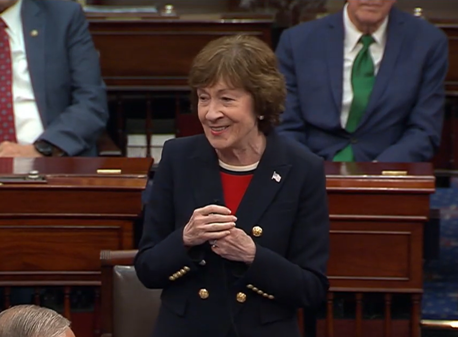 Thượng nghị sĩ Susan Collins phát biểu tại Thượng viện.