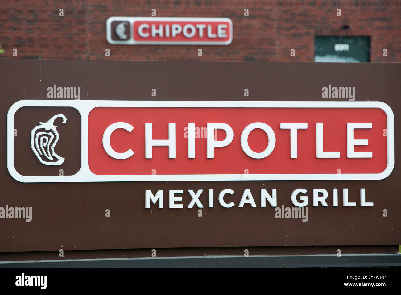 Biển hiệu nhà hàng Chipotle Mexican Grill.
