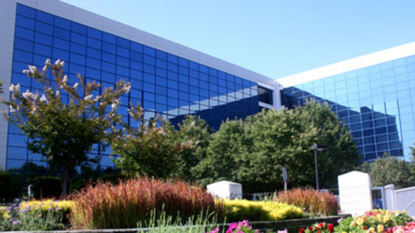 Cơ sở của Intel tại California