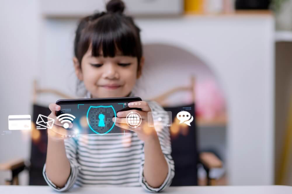 Minh họa trẻ em và quyền riêng tư trên mạng. Nguồn: Findmykids.org